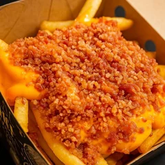 Batata com cheddar e bacon