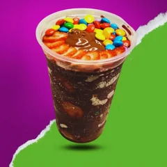 Oferta Do Dia Copo De 500ml Com 3 adicionais do seu jeito Montado em 4 camadas.(Obri