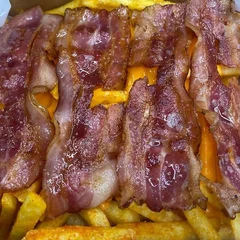 Fritas com Cheddar e Bacon