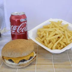 X BURGER + Batatas Mccain + REFRI