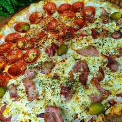 Pizza G 8 Fatias Metade Pepperoni e Meia Carijó