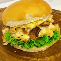 Frango Bacon Salada Egg
