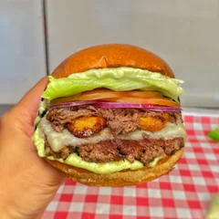 Santo Andre 🔥 (Banana frita, Costela desfiada e Mussarela)