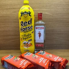 COMBO GIN BEEFEATER TRADICIONAL 750ML + 1 RED HORSE TROPICAL 2L + 3 GELO DE COCO 200ML 
