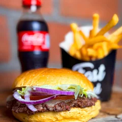 Smash Salada + Batata Frita  + Coca Cola 200ml