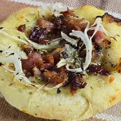 Esfirra de Bacon