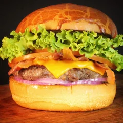 SALAD BURG BACON