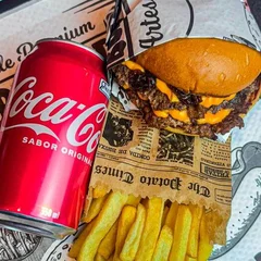 Combo Cheddar Melt 2.0 + Batata + Coca-Cola Lata