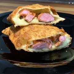 Pastel de Liguiça com Queijo