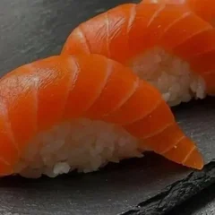 Niguiri Salmão l 02 Peças