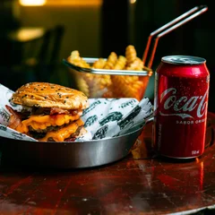 Combo Duplo Bacon + fritas + refrigerante