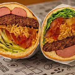 Hot Dog - Simples c/ Hambúrguer (Salsicha, Burguer Caseiro, Tomate, Alface...)