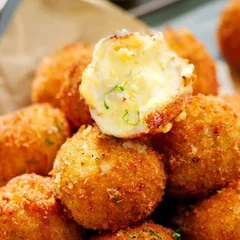 BOLINHO QUEIJO