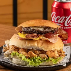 Combo X-Tudo + Coca-Cola Lata 350ML