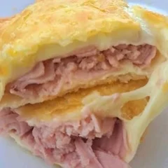 Pastel Presunto e Queijo