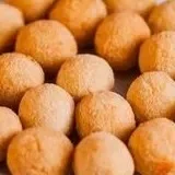 50 bolinha de queijo fritos