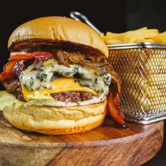 Hambúrguer Brutus Treviso + Batata Frita