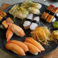 SUSHI KAME - 16 PÇS