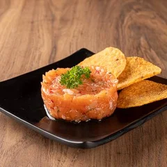 Tatar de Salmão
