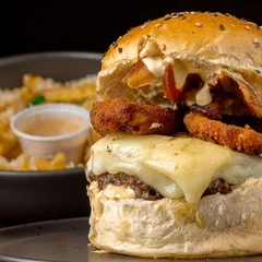 Combo Bellatrix Burguer + Fritas 100g + Refri 350ml
