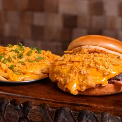 Doritos Burger com batata especial doritos