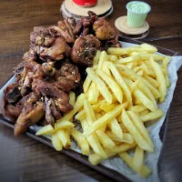 Frango à Passarinho C/ Fritas