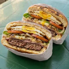 X-Grandão (Burguer Caseiro, Alcatra, Calabresa, Ovo, Presunto, Queijo...)