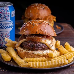 Combo Nêmesis Burguer + Fritas 100g + Refri 350ml