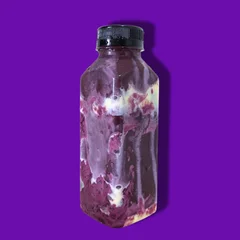 Açaí com ninho e creme de amora