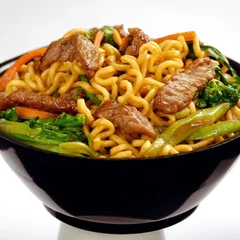 Yakissoba Carne e Frango