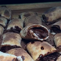 PORÇÃO DE BORDA PÃOZINHO DE CHOCOLATE AO LEITE