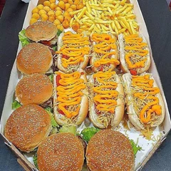 COMBO A GRANDE FAMILIA 