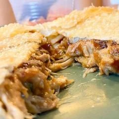 Pastel de Pernil com Barbecue