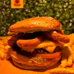 Onion Burguer + Fritas