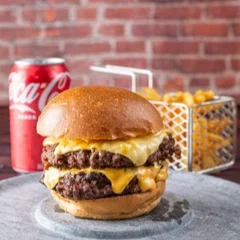 Big Knuts + Batata + Coca-cola (Double X Burguer)