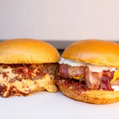 2x Burguers dê sua escolha!