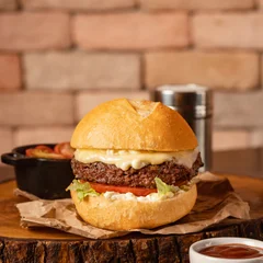 Combo Barateza ( 3 Burguer + Fritas Média + Refri 2 Litros )