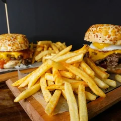 2 Brasileirissimo + Batata 250g