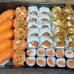 Combo executivo 40 peças + 10 hots fila