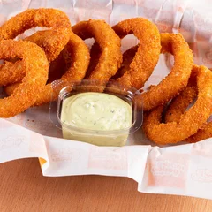 Anéis de Cebola + 1 Molho verde 