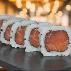Uramaki Salmão (10 Unidades)