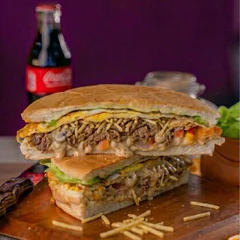 Big Xis Strogonoff de Carne