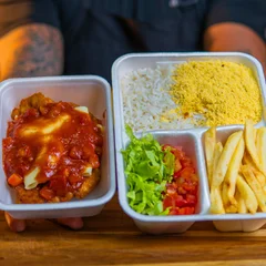 Frango à Parmegiana com Queijo Derretido