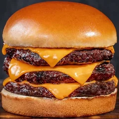Hambúrguer Triplo Cheddar (3 carnes de 120g)