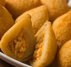 Mini Coxinhas de Frango + Molho Grátis