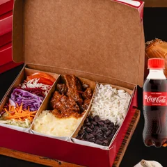 Carne de panela com purê + Coca cola 200ml