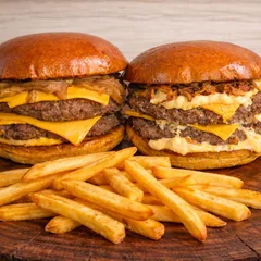 Combo 2 Burgers Duplex + Batata Frita Média + Coca 1 Litro
