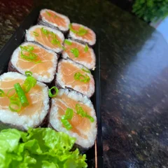 Hossomaki Salmão 8pçs