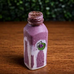 Batidinha de Açaí garrafa – Do seu jeitinho! + 3 Complementos e 1 Calda 