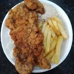 QT CONTRA FILÉ A MILANESA